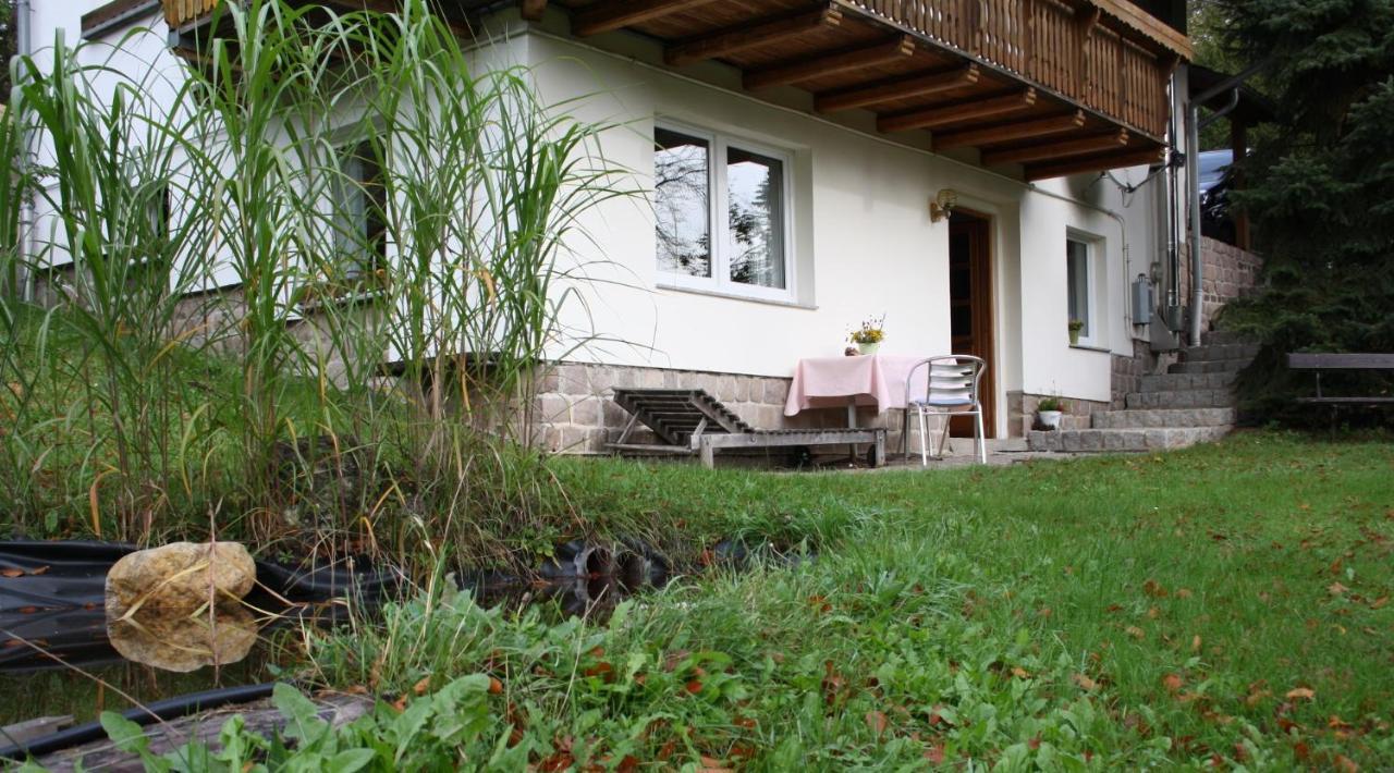 Ferienhaus "Am Schleifenbach" Saalfeld Saale Kültér fotó