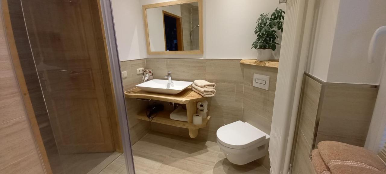 Ferienhaus "Am Schleifenbach" Saalfeld Saale Kültér fotó